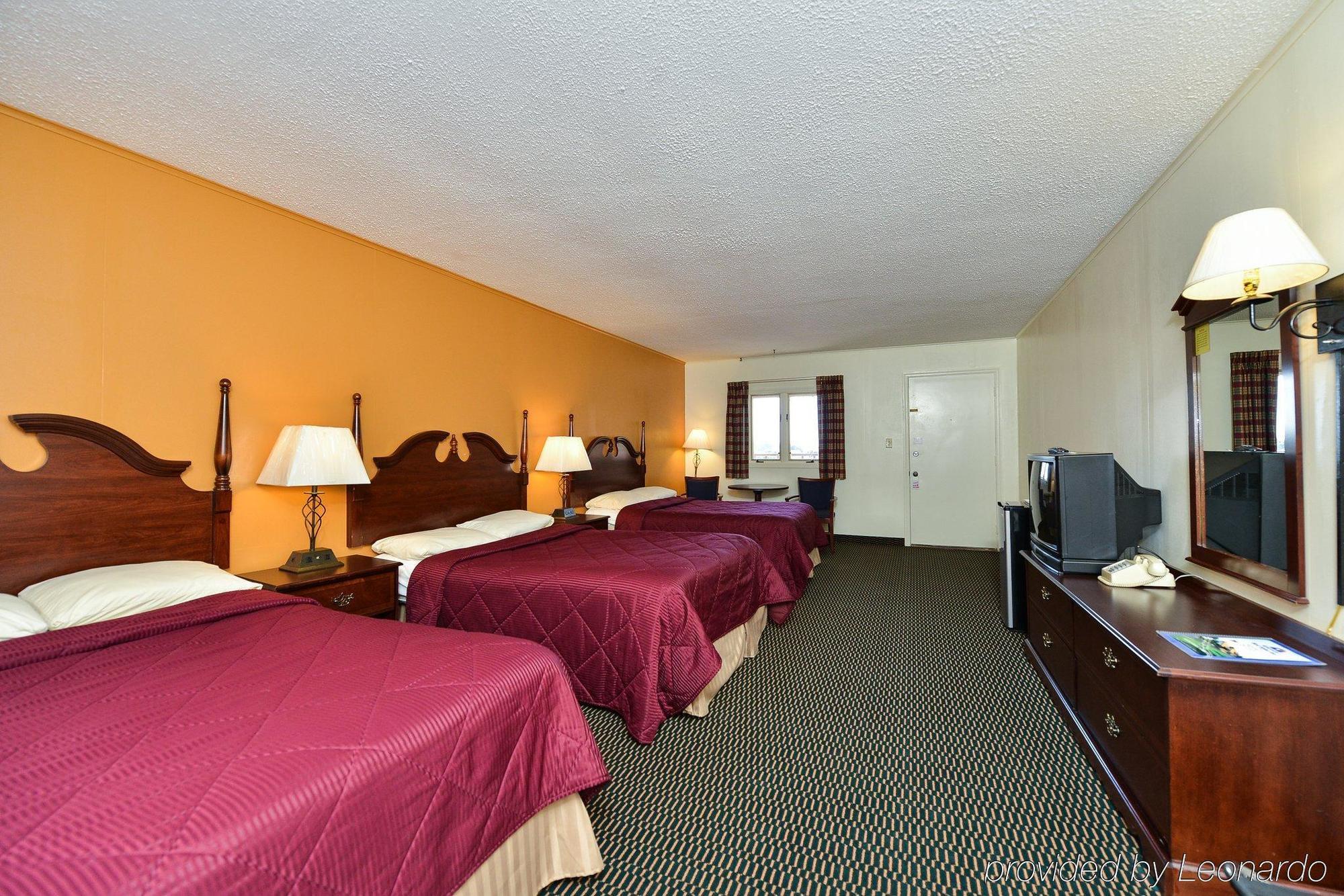 Soudersburg Inn & Suites Lancaster Ronks Eksteriør bilde